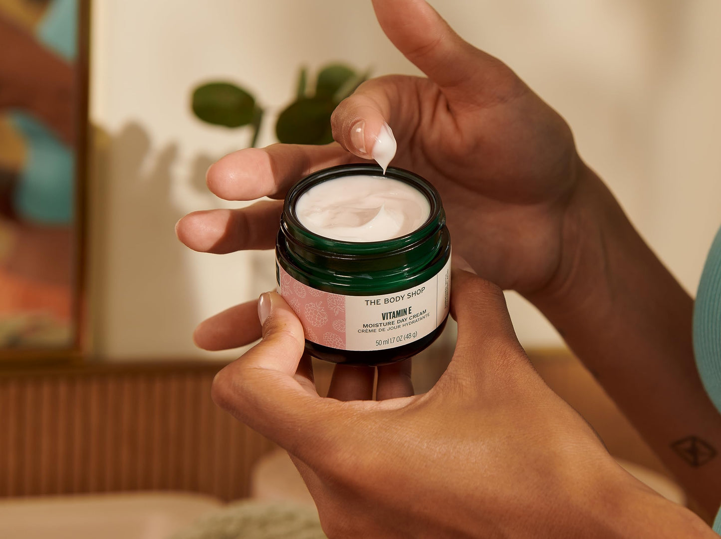 The Body Shop (Vitamin E Moisture day cream)